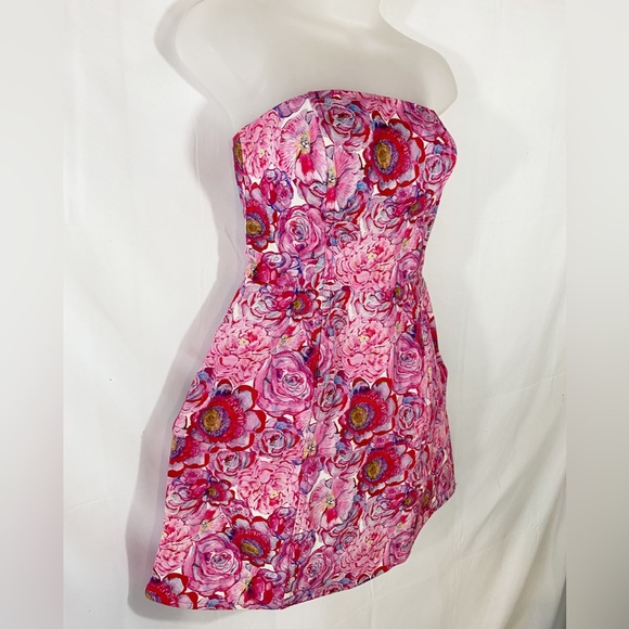 TOPSHOP | Rose Print Lantern Dress - Picture 3 of 13